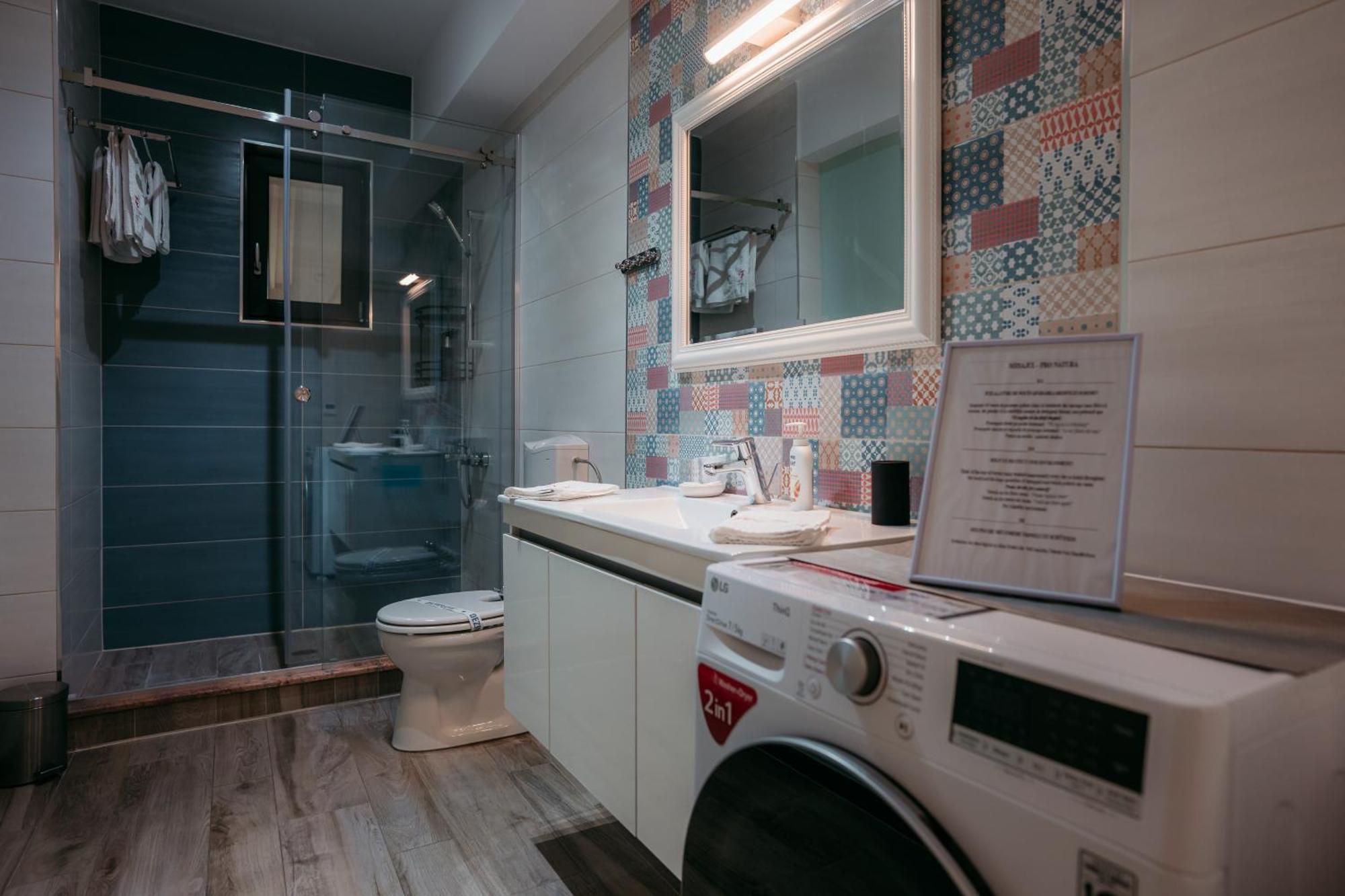 Reshome Фокшаны Экстерьер фото